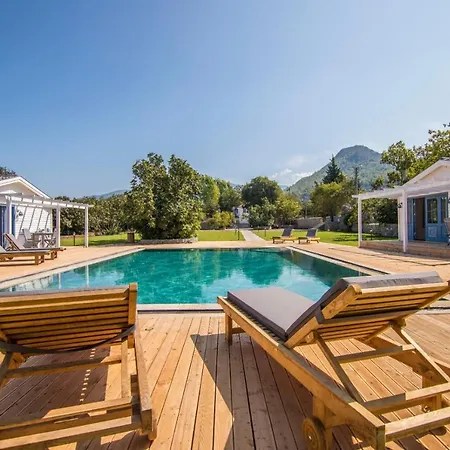 Nea Makri Campsite *
